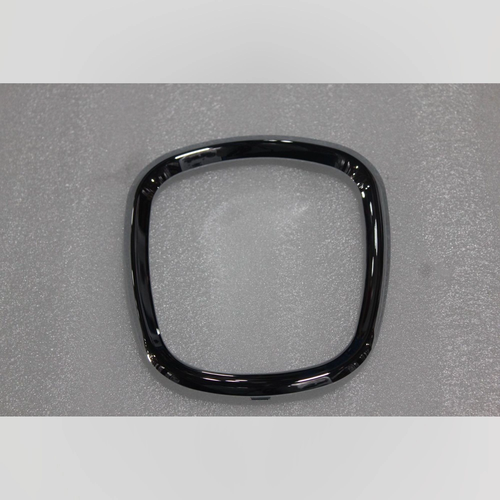 ARORA MALIBU KM. ÇERÇEVESİ DEKORATİF PLASTİK NİKEL #MALIBU - 042